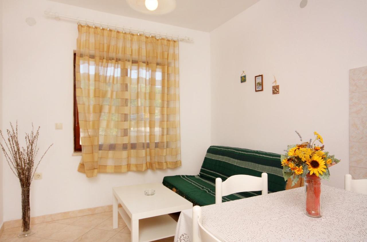 Apartment Vrbnik 5301B Esterno foto